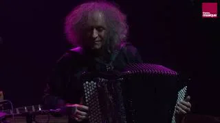 Kevin Seddiki y Jean-Louis Matinier en concierto